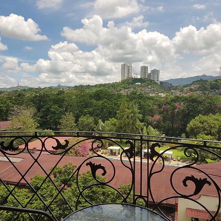 Sophia Suites Residence Hotel Cebu Екстериор снимка