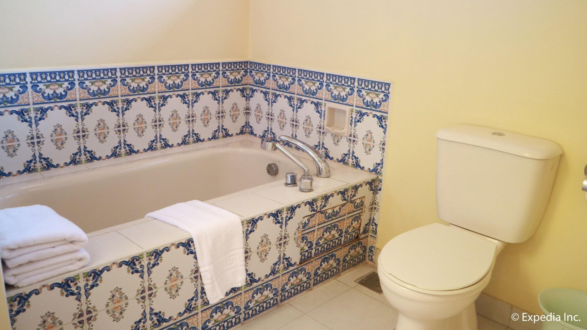 Sophia Suites Residence Hotel Cebu Екстериор снимка