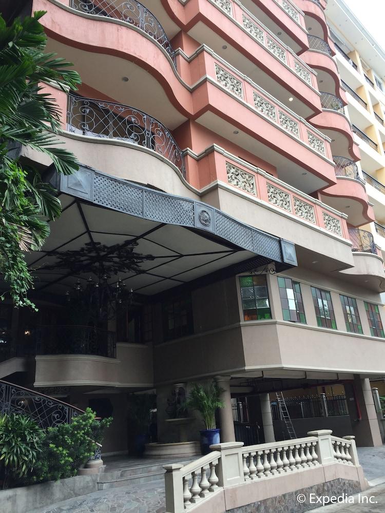 Sophia Suites Residence Hotel Cebu Екстериор снимка