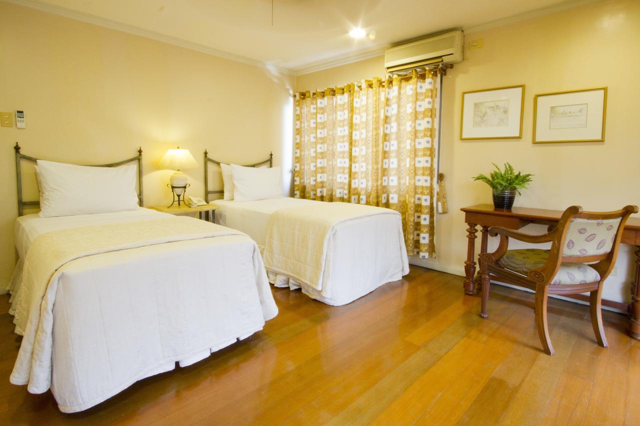 Sophia Suites Residence Hotel Cebu Екстериор снимка