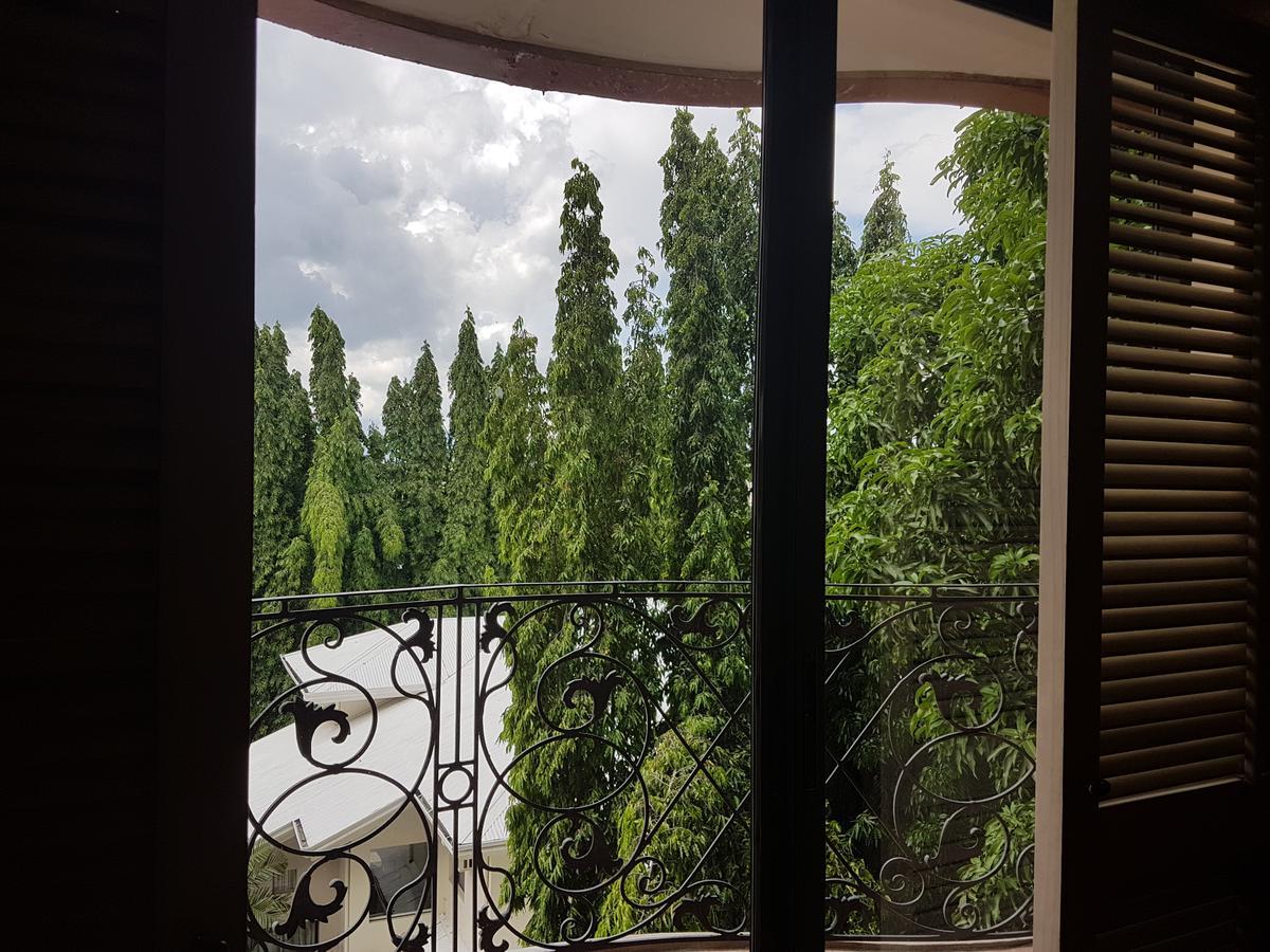 Sophia Suites Residence Hotel Cebu Екстериор снимка