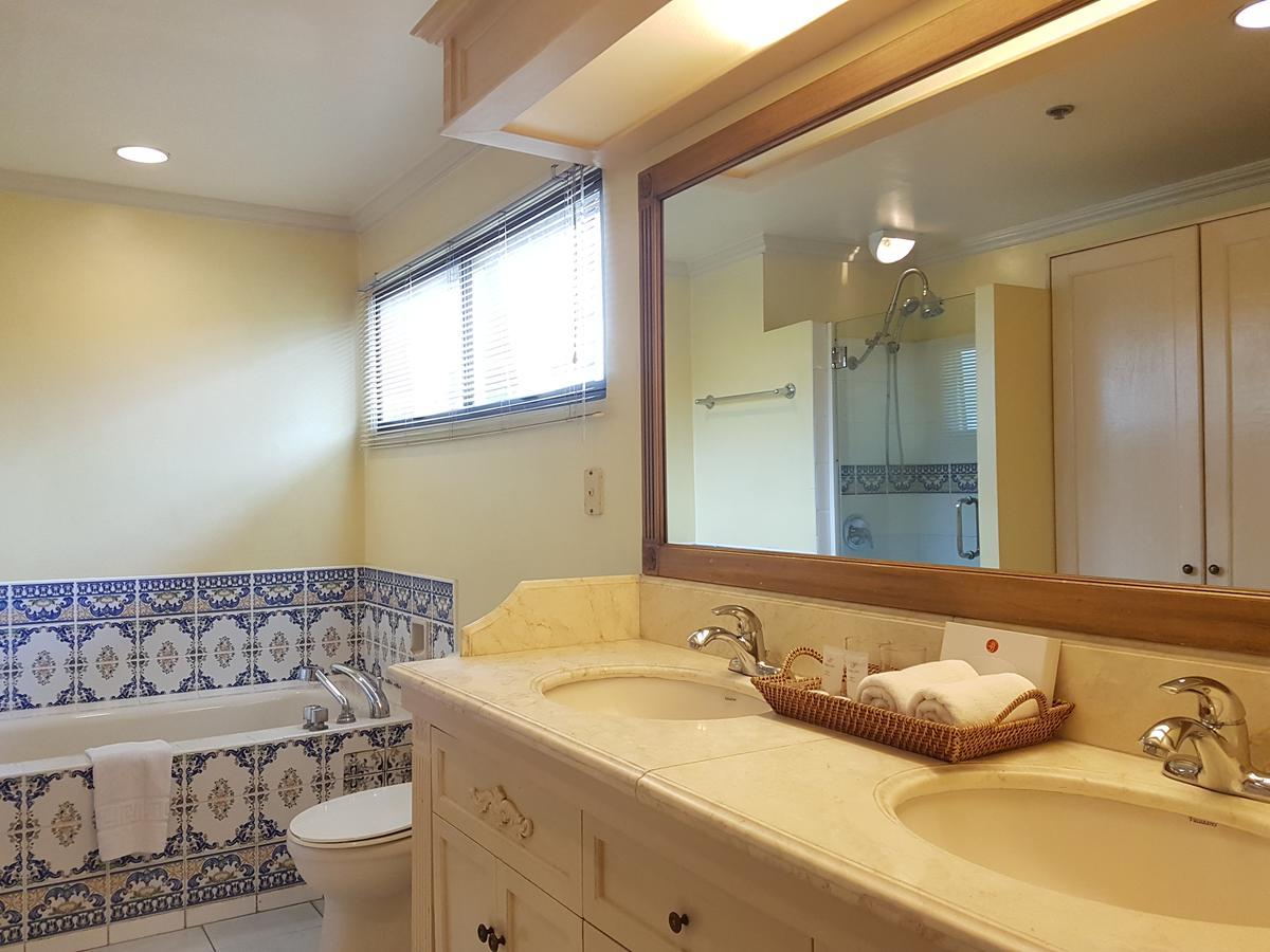 Sophia Suites Residence Hotel Cebu Екстериор снимка