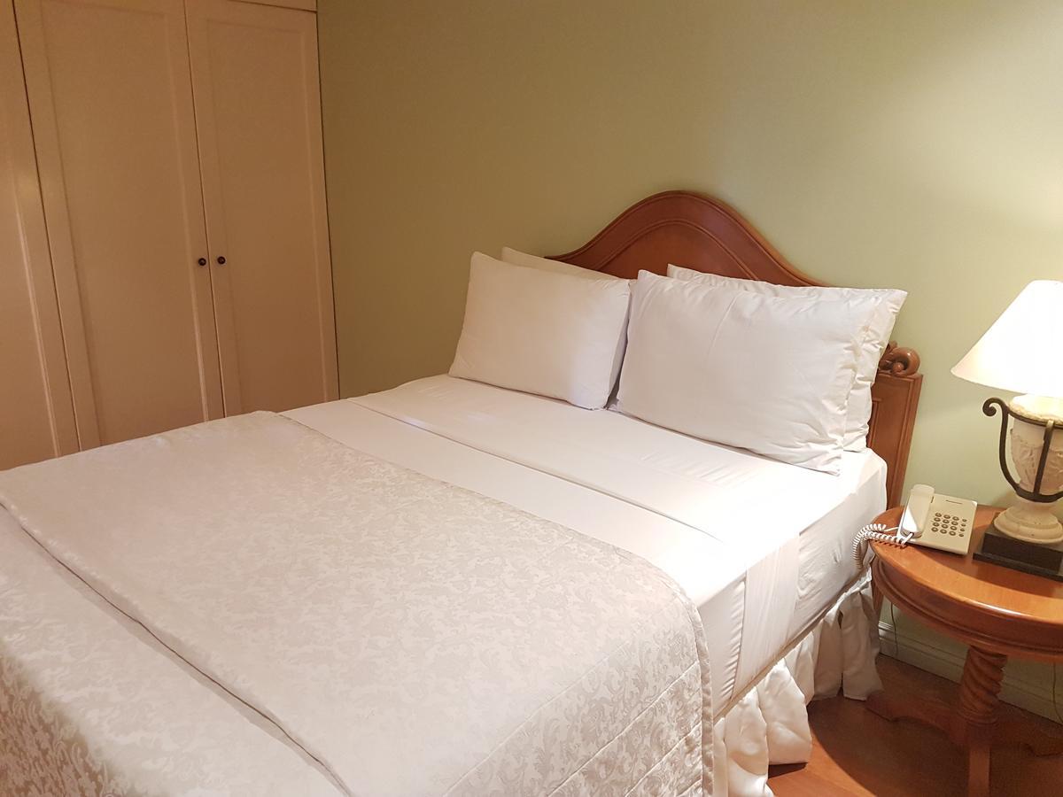 Sophia Suites Residence Hotel Cebu Екстериор снимка